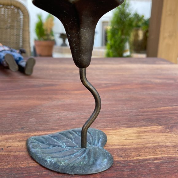 Vintage Arts and Crafts Style Bronze Leaf Candle Holder - Picture 3 of 4